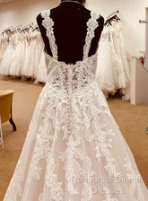 Straps A-Line Lace Wedding Dress